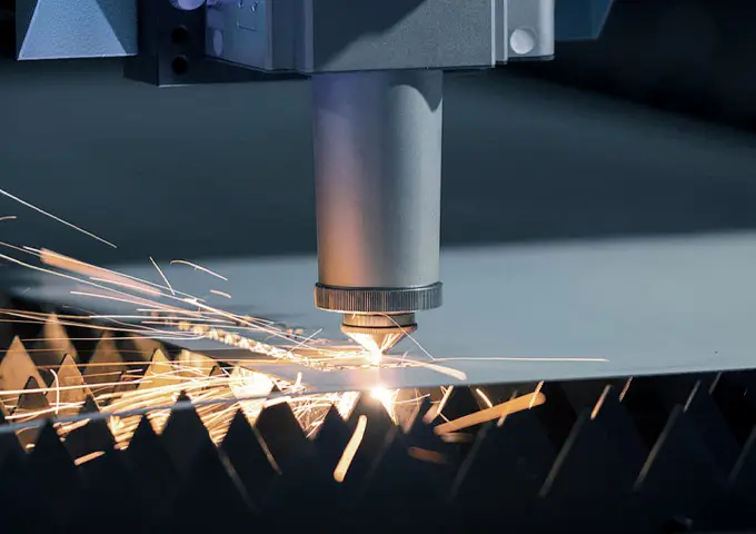 Laser cutting machine automatic obstacle avoidance